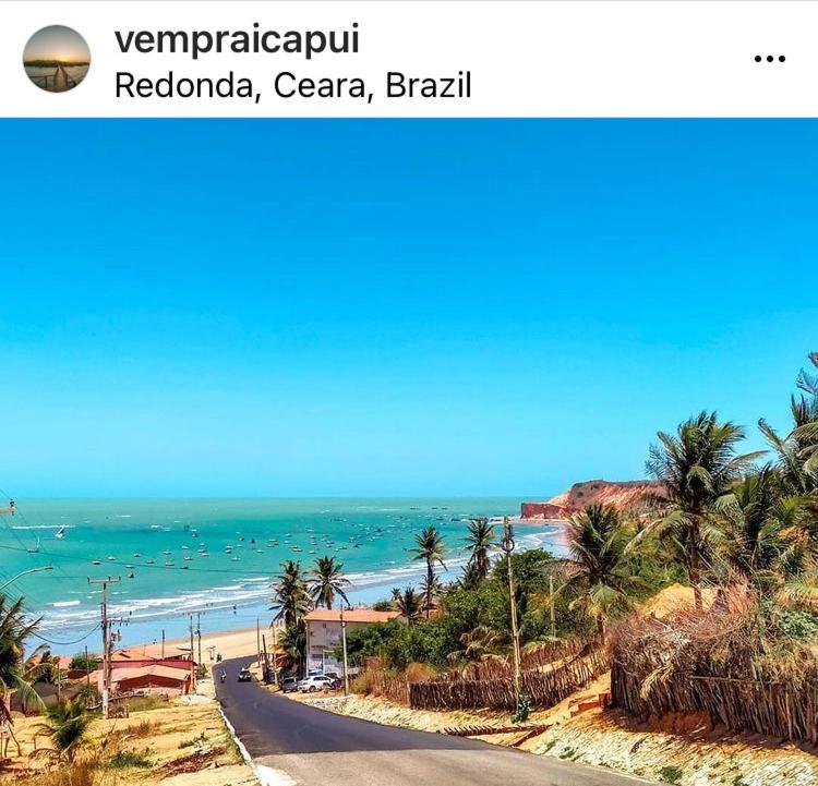 Sua casinha de férias em Icapui CE Exterior foto